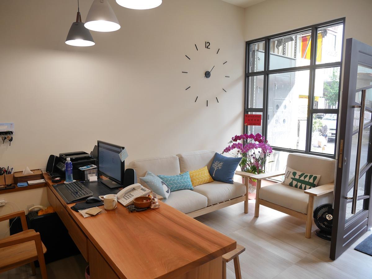See Moon Homestay Юйчи Экстерьер фото