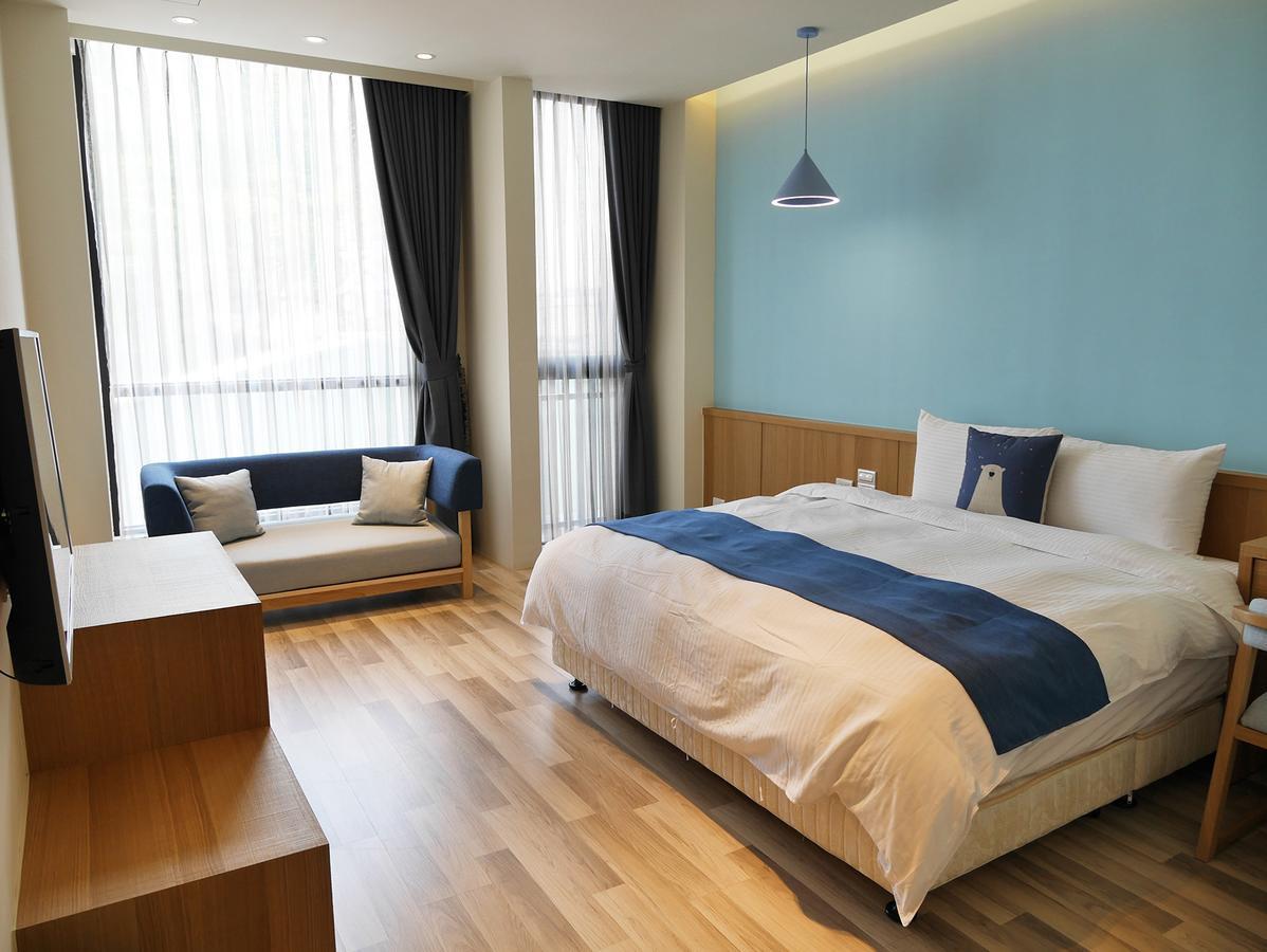 See Moon Homestay Юйчи Экстерьер фото